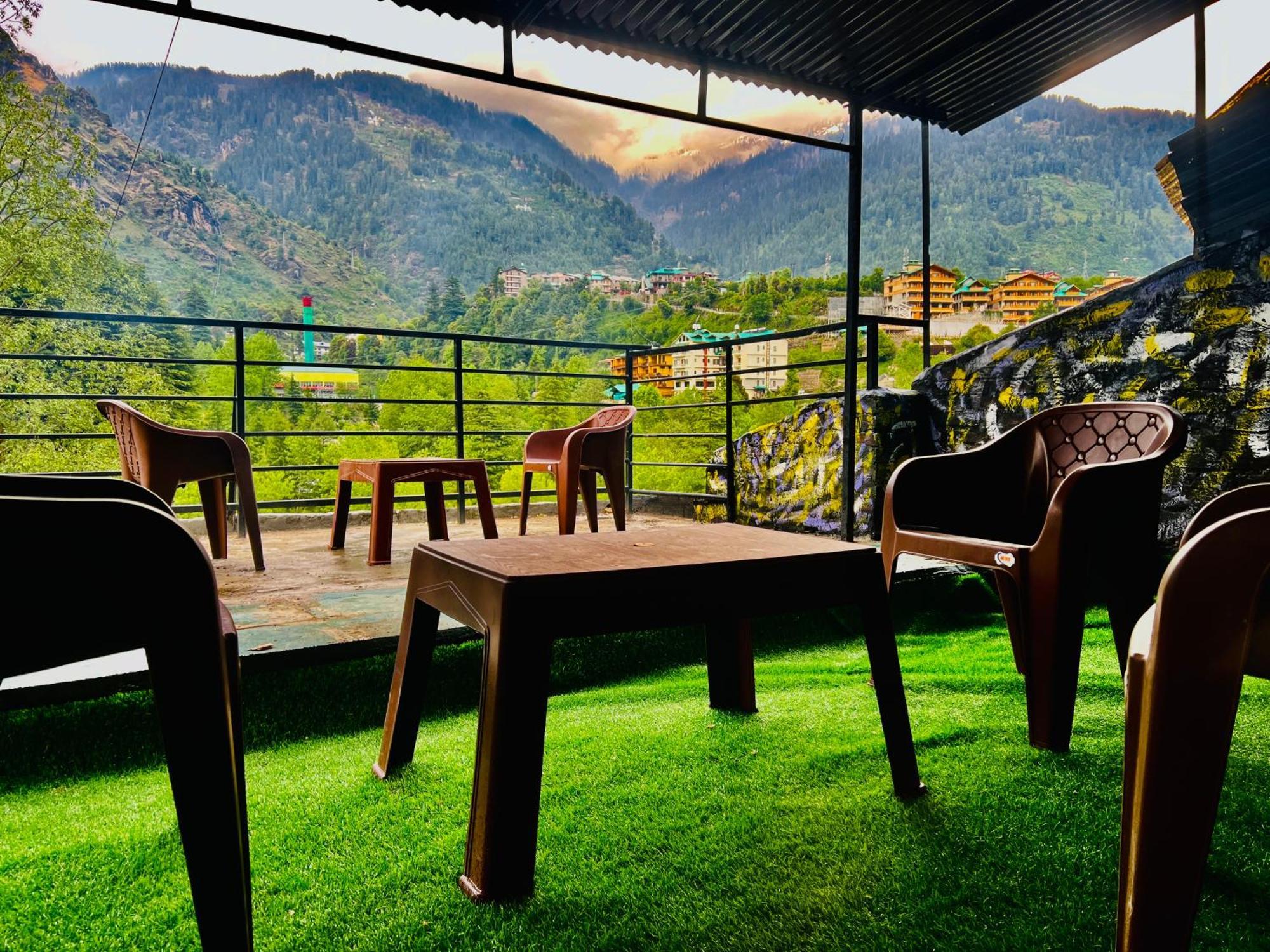 Hotel Green Link -#Near Volvo Bus Stand #Mountain View #River View #Open Terrace มะนาลี ภายนอก รูปภาพ